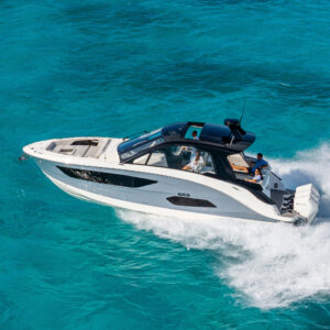 Sea Ray SUNDANCER 370 OUTBOARD