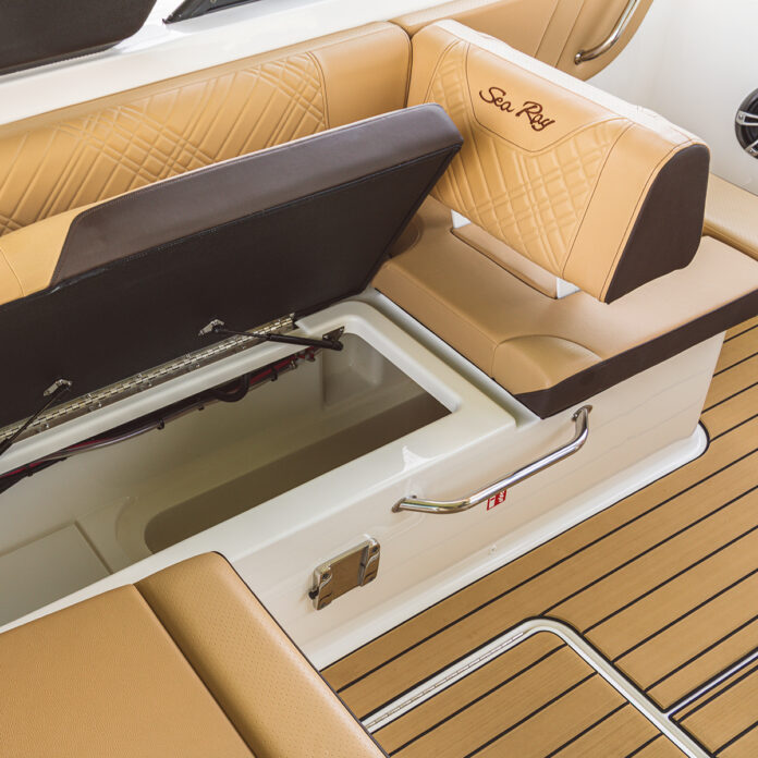 SDX 230 cockpit storage