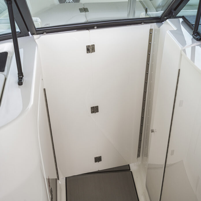 SDX 230 Surf bow block-off door