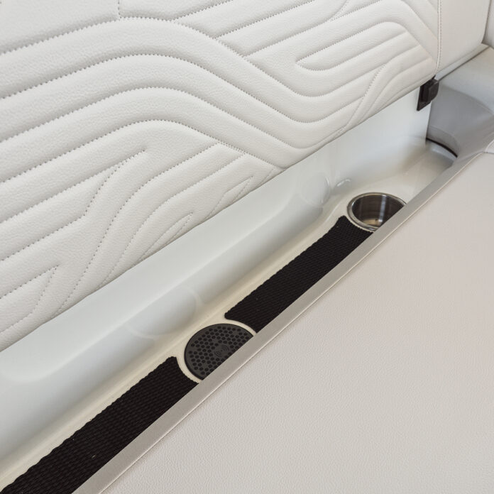 SDX 230 Surf cockpit seating and charging station