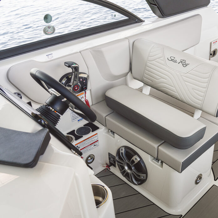 SDX 230 Surf helm seat with bolster up