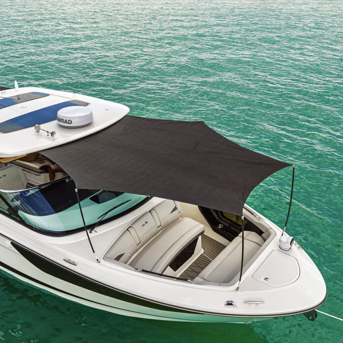 SLX 360 Outboard with bow sunshade