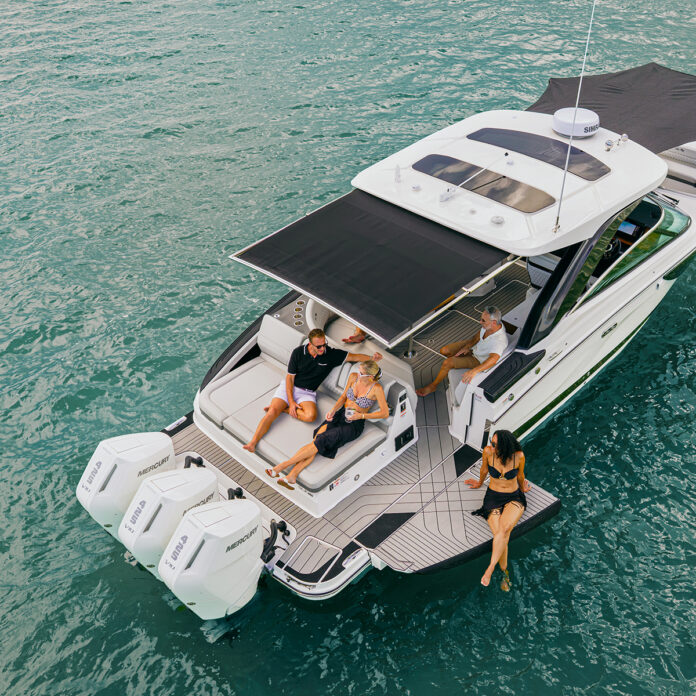 SLX 360 Outboard aerial view with sunshades